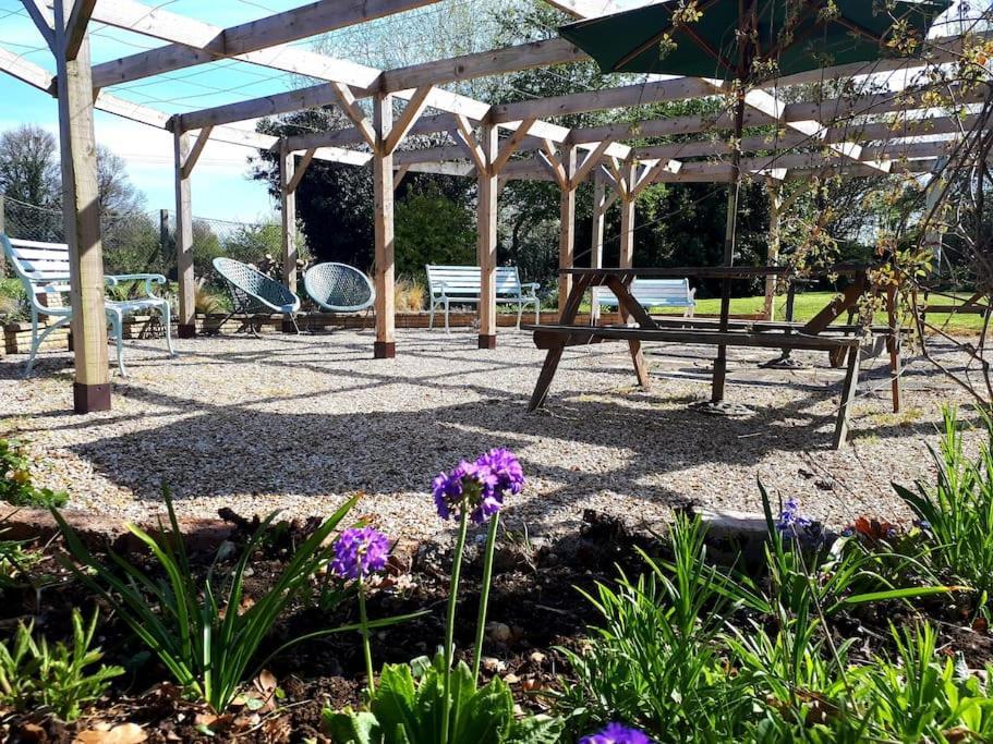 Host & Stay - Clara Cottage Bretforton Extérieur photo