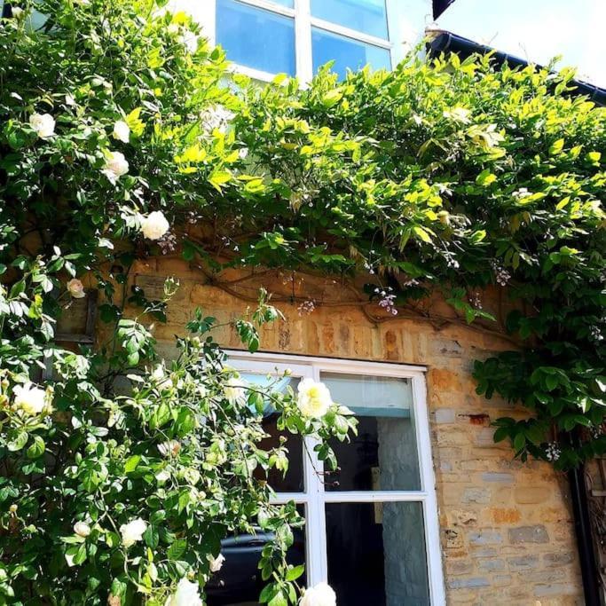 Host & Stay - Clara Cottage Bretforton Extérieur photo